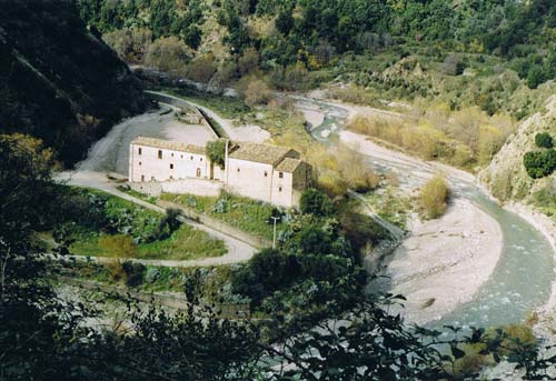 Eremo di Sant'Ilarione: Il vescovo Oliva interviene per la salvaguardia del luogo di 'preghiera, oasi di silenzio e di spiritualità' - 