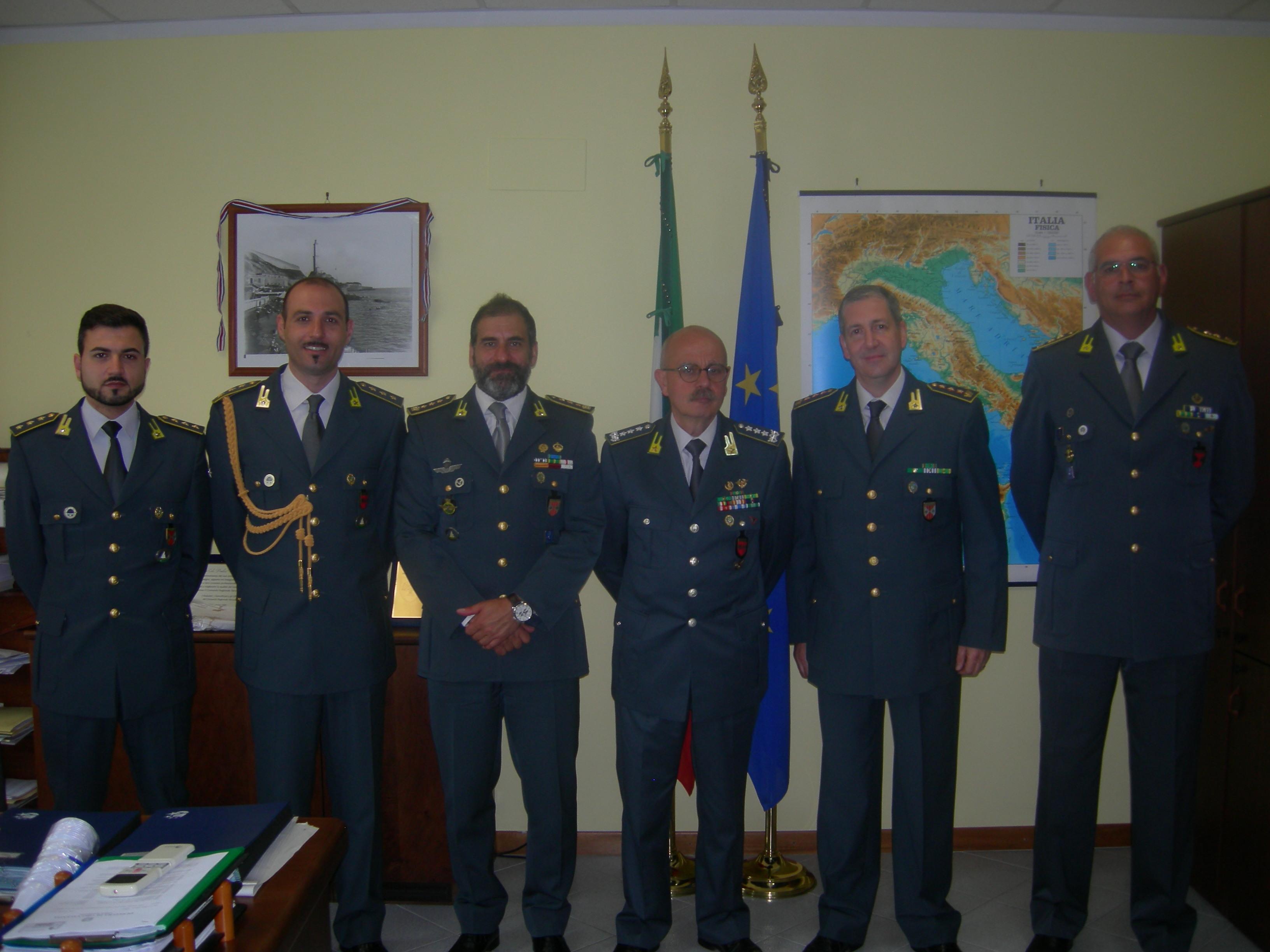 VISITA DEL COMANDANTE INTERREGIONALE DELL'ITALIA SUD-OCCIDENTALE DELLA GUARDIA DI FINANZA, GEN. C.A. FILIPPO RITONDALE - 